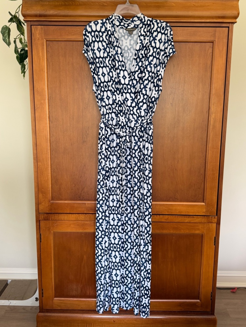 Tommy Bahama Navy and White Geometric Printed Maxi Dress XL